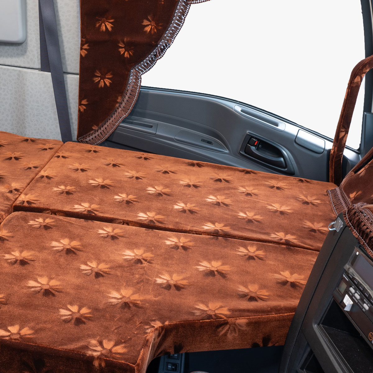 トラック用コスモス フラットキット 助手席(大型車用) | 【公式