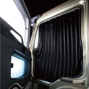 車種専用仮眠カーテン